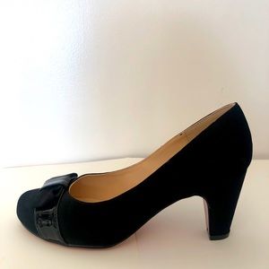 New Black Suede Pump Heels